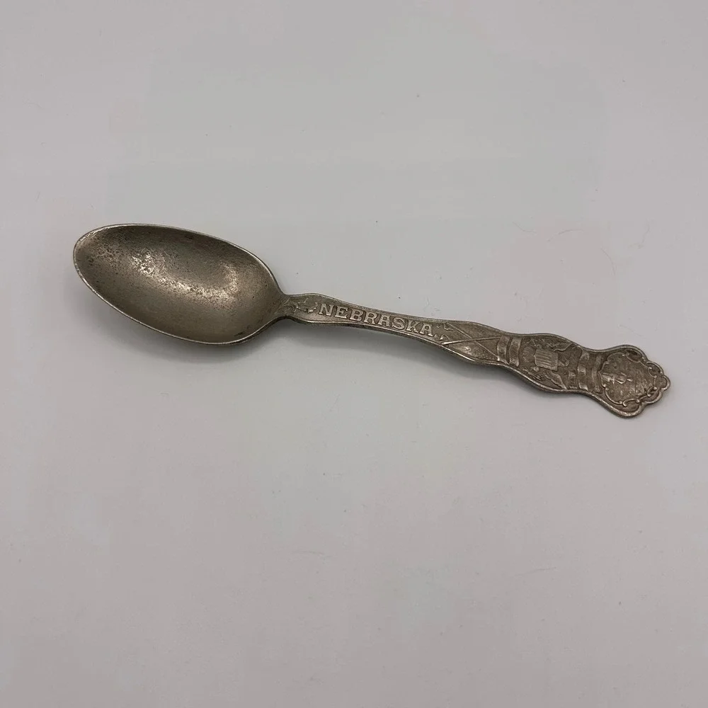Vintage Wallingford Co Nebraska State Souvenir Spoon Silverplate Patriotic 5.5